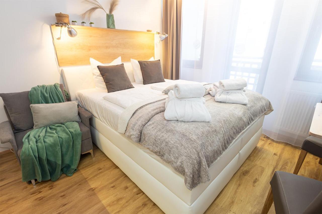 Rezidence Klinovec Lägenhet Loučná pod Klínovcem Rum bild